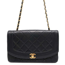 将图像加载到图库查看器中，CHANEL Diana Matelasse ChainShoulder Bag BlackA01165 Lambskin
