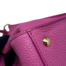 Load image into Gallery viewer, Ferragamo Amy 2wayBag Pink21F478 Leather
