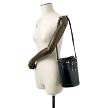 将图像加载到图库查看器中，GUCCI Horsebit1955 Bucket Bag Black637115 Leather
