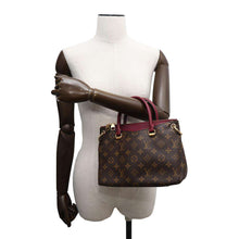 Load image into Gallery viewer, LOUIS VUITTON Pallas RaisinM42961 Monogram Size BB
