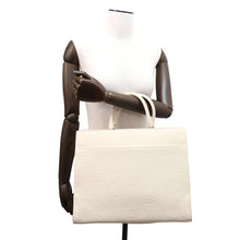 将图像加载到图库查看器中，BVLGARI Infiniteum 2way Tote Bag Ivory Leather
