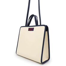 将图像加载到图库查看器中，GUCCI Children&#39;s Cat 2WAY Tote Bag Ivory/Navy630542 PVC Coated Canvas Leather
