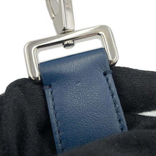 将图像加载到图库查看器中，Dior World Tour Messenger Pouch Navy2ESBC265CLP Leather
