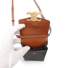 将图像加载到图库查看器中，CELINE Triomphe Mobile Pouch Tan10K682DS3.04LU PVC Coated Canvas Leather
