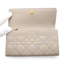 Load image into Gallery viewer, Dior Caro Long Flap Wallet BeigeS5039UWHC Calf Leather
