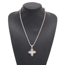 Load image into Gallery viewer, LOUIS VUITTON Pendant・LV Flower Studded SilverM01952 Metal
