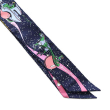 Load image into Gallery viewer, HERMES Twilly Space Derby Space Derby Marine/Rose/Multicolor Silk100%
