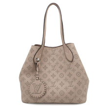 Load image into Gallery viewer, LOUIS VUITTON Blossom GaletM21852 Monogram Mahina Size MM
