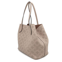 Load image into Gallery viewer, LOUIS VUITTON Blossom GaletM21852 Monogram Mahina Size MM
