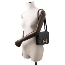 将图像加载到图库查看器中，HERMES Constance Black Swift Leather Size Mini
