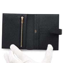 将图像加载到图库查看器中，HERMES Bean compact Black Epsom
