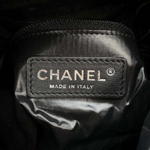 将图像加载到图库查看器中，CHANEL Embroidery One Shoulder Bag Black/RedA57519 Wool  Calf Leather
