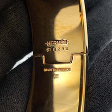 将图像加载到图库查看器中，HERMES Clic crack Size GM Marong rasse Metal Enamel
