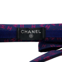 将图像加载到图库查看器中，CHANEL CC Logo All-over Print Ribbon Headband Navy/Pink Silk100%
