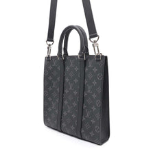 将图像加载到图库查看器中，LOUIS VUITTON Sac Plat NoirM46098 Monogram Eclipse
