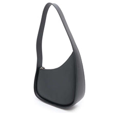 将图像加载到图库查看器中，The Row The Row Half Moon Bag BlackW1249 Leather
