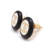 将图像加载到图库查看器中，CHANEL CC Logo Circle Earrings White/BlackABC997 Metal
