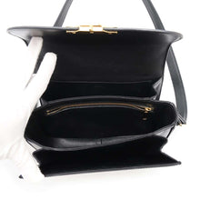 将图像加载到图库查看器中，CELINE Teen Triomphe Shoulder Bag Black187363BF4 Shiny Calf Leather
