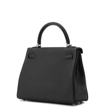 Load image into Gallery viewer, HERMES Kelly Retourne Black Togo Leather Size 25
