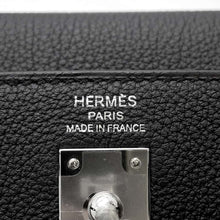 Load image into Gallery viewer, HERMES Kelly Retourne Black Togo Leather Size 25
