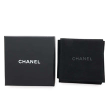 将图像加载到图库查看器中，CHANEL J12 motif Brooch Multicolor Metal
