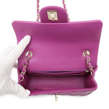 将图像加载到图库查看器中，CHANEL Mini Matelasse ChainShoulder Bag PurpleA69900 Lambskin Size 20
