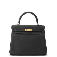 Load image into Gallery viewer, HERMES Kelly Retourne Black Togo Leather Size 25
