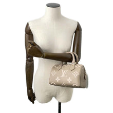 Load image into Gallery viewer, LOUIS VUITTON Speedy Bandouliere Tourterelle claimM46575 Monogram Empreinte Leather Size 20
