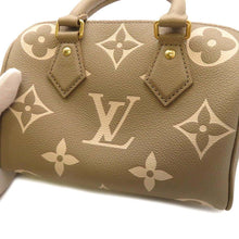 Load image into Gallery viewer, LOUIS VUITTON Speedy Bandouliere Tourterelle claimM46575 Monogram Empreinte Leather Size 20
