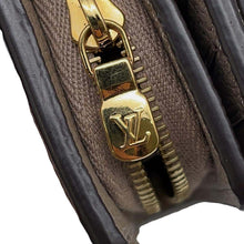 Load image into Gallery viewer, LOUIS VUITTON Portefeuille Clare TourterelleM80152 Monogram Empreinte Leather
