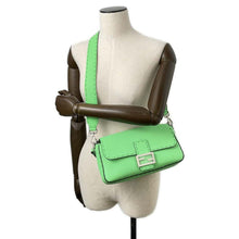 将图像加载到图库查看器中，FENDI Selleria Mamma Bucket 2wayBag Light Green8BR600 Leather
