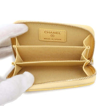 将图像加载到图库查看器中，CHANEL Matelasse Classic Zip Coin Purse YellowAP0216 Caviar Leather
