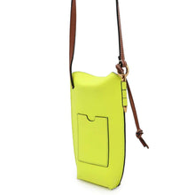 将图像加载到图库查看器中，LOEWE Gate Pocket Smiley Yellow Leather
