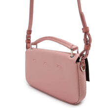 将图像加载到图库查看器中，FENDI 2WAY Bucket Phone Pouch Pink7AS142 Satin
