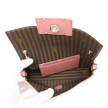 将图像加载到图库查看器中，FENDI 2WAY Bucket Phone Pouch Pink7AS142 Satin
