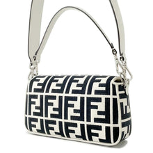 将图像加载到图库查看器中，FENDI Mamma baguette White/Black8BR600 Canvas
