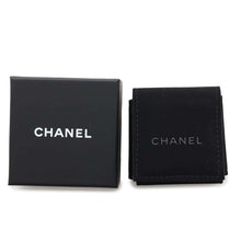 将图像加载到图库查看器中，CHANEL CC Logo Circle Button Earrings Champagne GoldABE860 Metal
