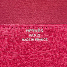 Load image into Gallery viewer, HERMES Chaine d&#39;Ancre compact wallet Rose Extreme Chevre Myzore Goatskin
