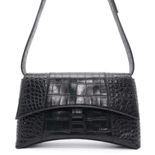 将图像加载到图库查看器中，BALENCIAGA DOWNTOWN Shoulder Bag Black671355 Embossed Leather Size XS
