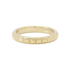 Load image into Gallery viewer, Boucheron Quatre Clou de Paris Ring Medium Size 48/#8 MediumJAL00008 18K Yellow Gold
