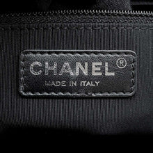 将图像加载到图库查看器中，CHANEL CC Logo Executive Tote BlackA15206 Leather
