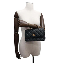 将图像加载到图库查看器中，CHANEL Matelasse Top Handle Flap Back 2WAY ChainShoulder BlackAS4233 Lambskin
