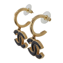 将图像加载到图库查看器中，CHANEL CC Logo Earrings Black/Gold Metal
