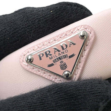 将图像加载到图库查看器中，PRADA Re-Nylon Triangle Logo Barrette Pink1IF129 Satin
