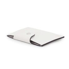 Load image into Gallery viewer, HERMES Iliad Card Case New White Evercolor
