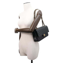 Load image into Gallery viewer, CHANEL Matelasse W flap WChainShoulder Bag BlackA01112 Caviar Leather Size 25
