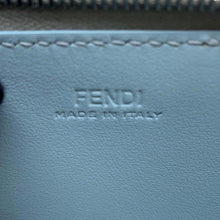 将图像加载到图库查看器中，FENDI Card Case Silver/Multicolor8M0489 Leather
