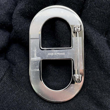 Load image into Gallery viewer, HERMES Chaine d&#39;Ancre Brooch Black Epsom Metal
