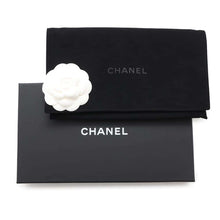 将图像加载到图库查看器中，CHANEL CHANEL19 flap wallet BrownAP0953 Lambskin
