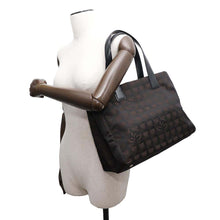 将图像加载到图库查看器中，CHANEL New Travel Line Tote Bag Brown/BlackA15991 Nylon Leather Size MM
